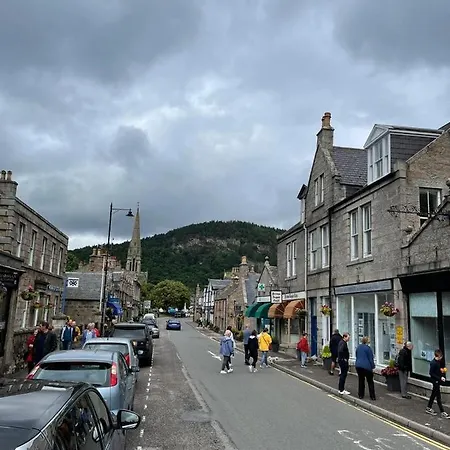 Lovely And Spacious 2Bd Holiday Retreat Ballater Exterior photo