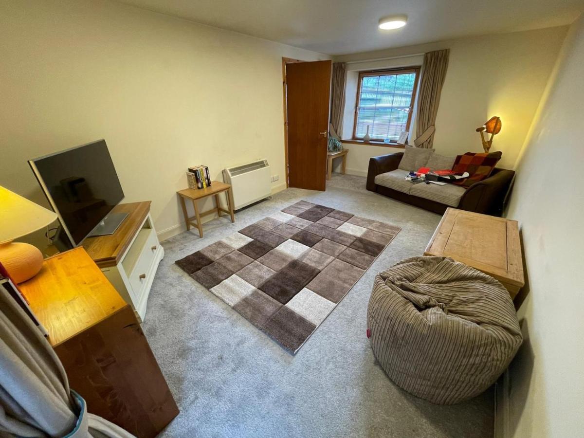Lovely And Spacious 2bd Retreat