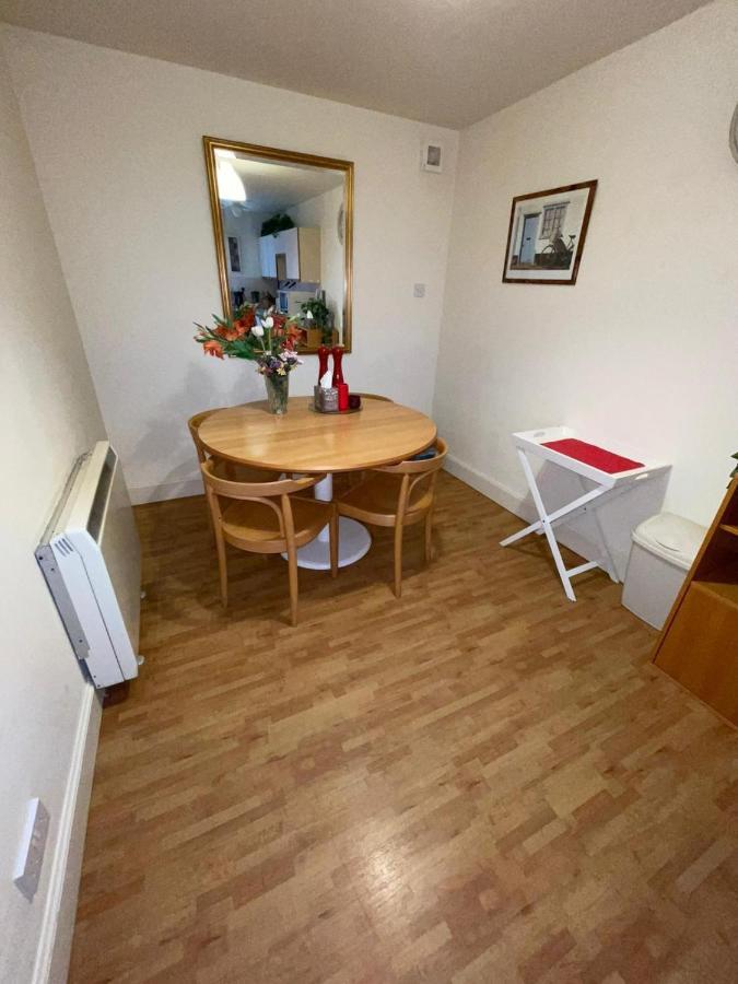 Lovely And Spacious 2bd Retreat Holiday home *