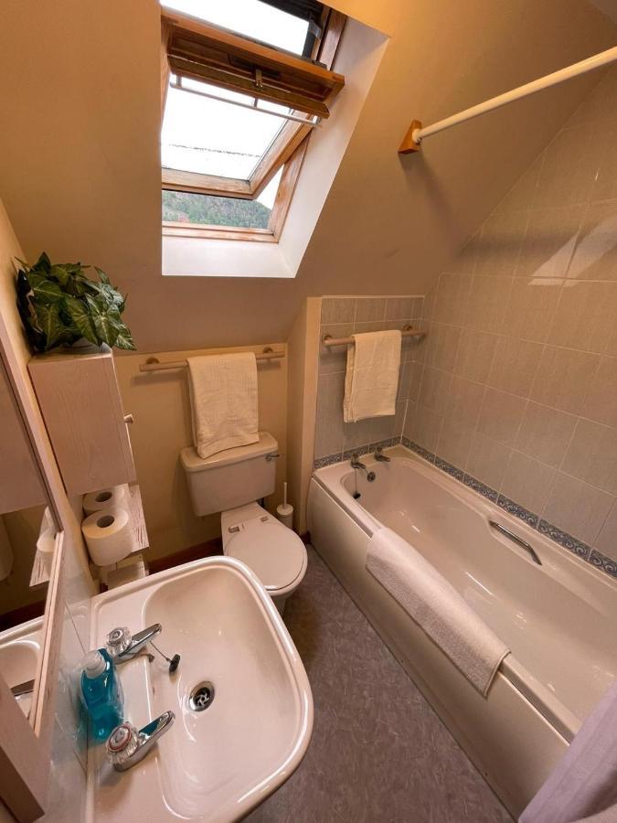 Lovely And Spacious 2bd Retreat Holiday home *